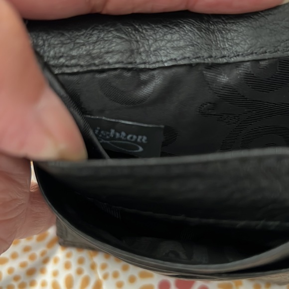 Brighton Trifold Blk/Brn wallet with crossbody strap (EUC) - Picture 6 of 10